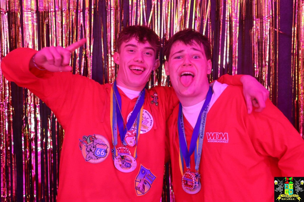 ../Images/Jeugd Opwarmbal Photobooth 146.jpg